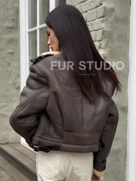 Кроп - дубленка двубортная Dark brown на пуговицах - фото 5