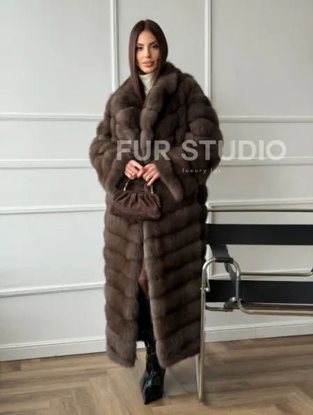 Длинная шуба из меха куницы Exclusive fur - фото 12
