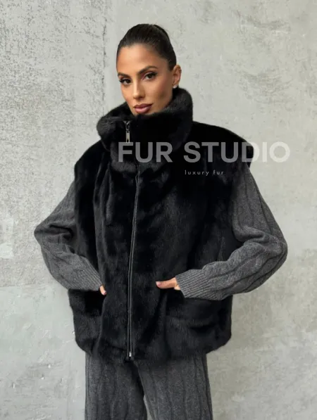 Черная норковая жилетка - фото 7