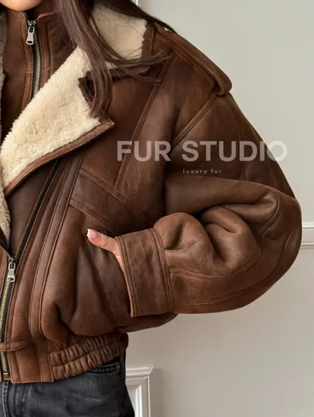 Молодежная куртка - дубленка из овчины - фото 2