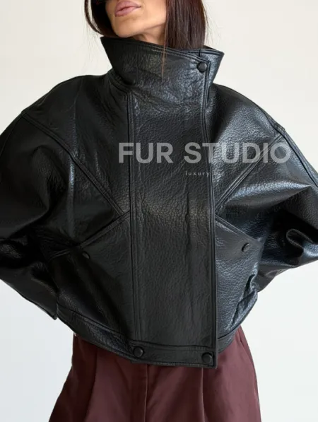Черная женская кожаная куртка - фото 6