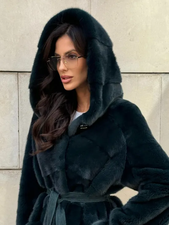 Шуба из аукционной норки NAFA с капюшоном - фото 5