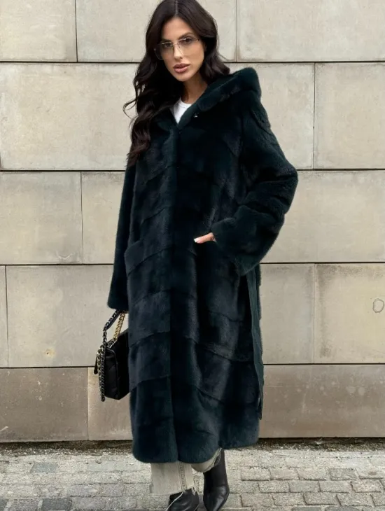 Шуба из аукционной норки NAFA с капюшоном - фото 6