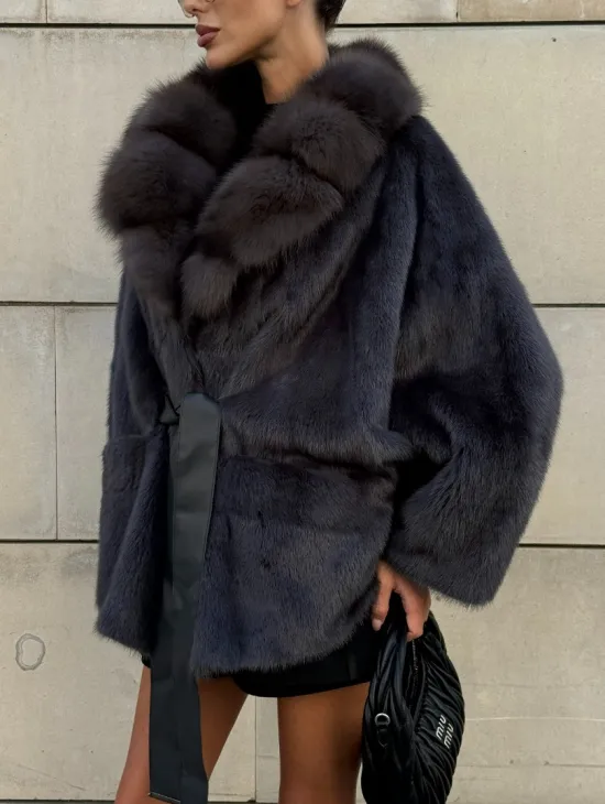 Летучая мышь из меха норки с воротником из куницы - цвет темный графит - фото 4