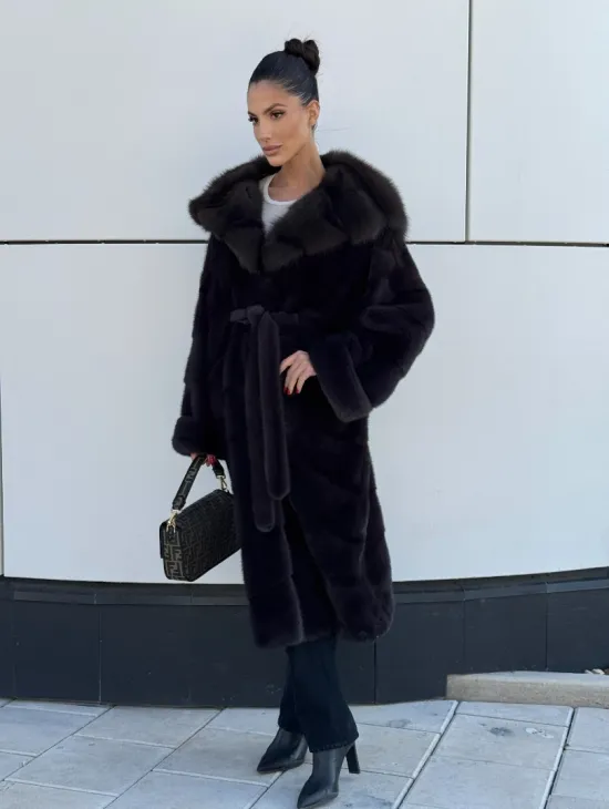 Шуба норковая с капюшоном из меха куница - цвет уголь - фото 10