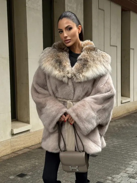 Шуба норковая кимоно с капюшоном из меха рыси, летучая мышь - фото 7