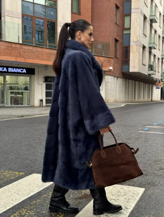 Норковая шуба-пальто в цвете джинс, стиль  “Бохо“ — батальный размер - фото 9