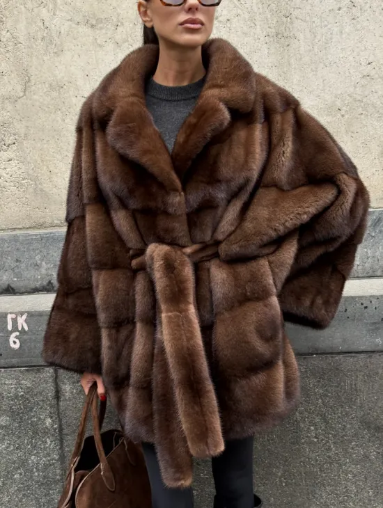 Полушубок из меха норки Brown Velvet, английский воротник фасон - летучая мышь - фото 4