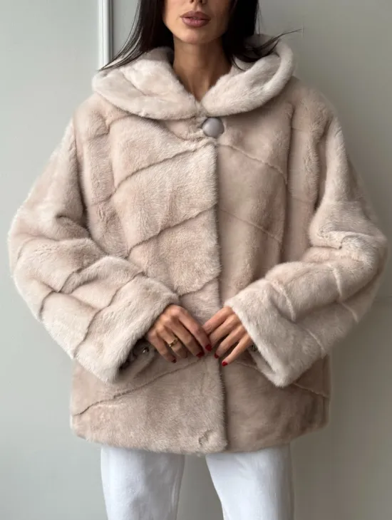 Меховая куртка - шуба из меха норки с капюшоном в цвете пудра - фото 3