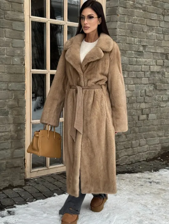 Удлиненная стильная шуба кимоно из скандинавской норки английский воротник - фото 4