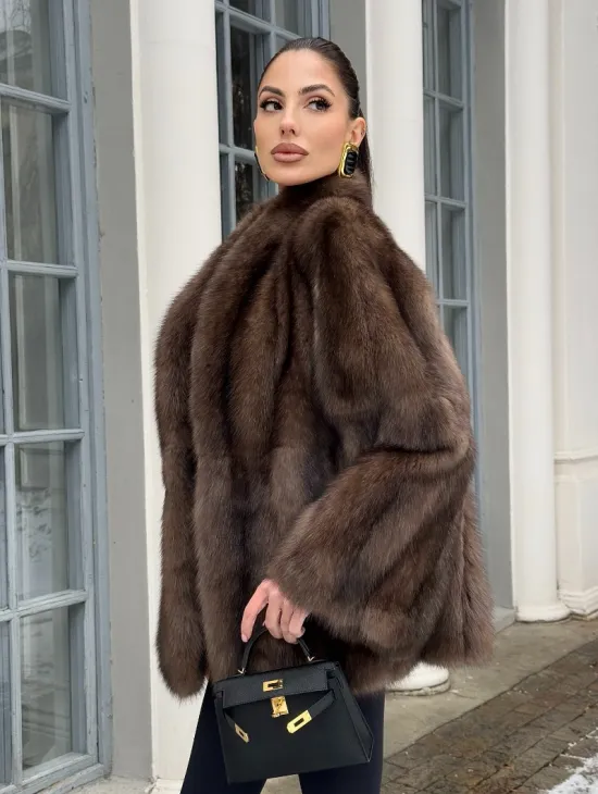 Полушубок из баргузинского соболя с V-образным воротником седина 2/3 - фото 3