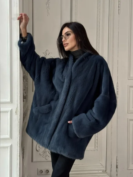 Женский меховой жакет из скандинавской норки с V-образным воротником - фото 10