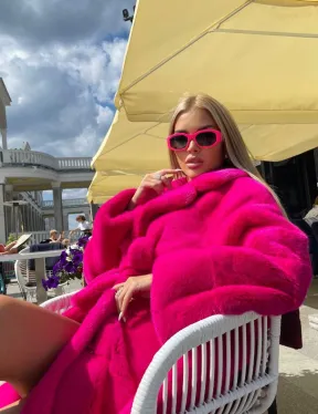 Норковая шуба в цвете фуксия длинная - фото 2