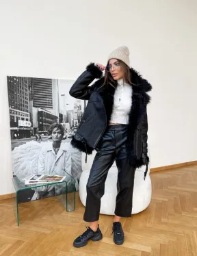 Стильная дубленка из натуральной овчины Тиградо - фото 3