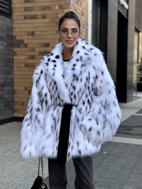 Шуба летучка из меха лисы под рысь Exclusive - фото 0