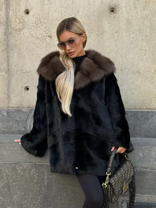 Черный норковый полушубок с капюшоном куница - фото 11