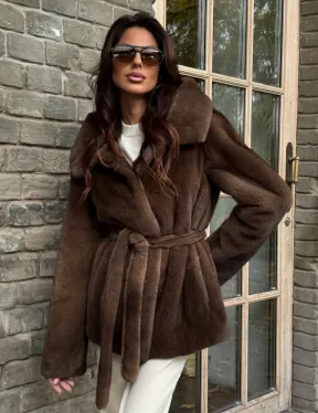 Шуба автоледи с капюшоном - фото 6