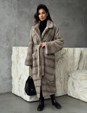 Удлинённая норковая шуба с поясом - фото 10