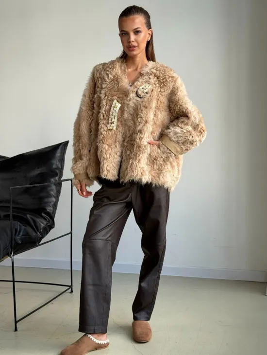 Короткая куртка из овчины - фото 4