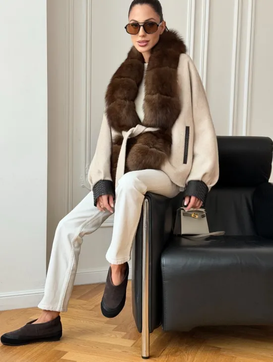 Женское шерстяное полупальто с мехом - фото 5