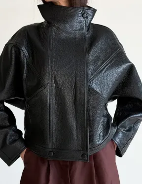 Черная женская кожаная куртка - фото 1