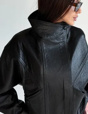 Черная женская кожаная куртка - фото 2