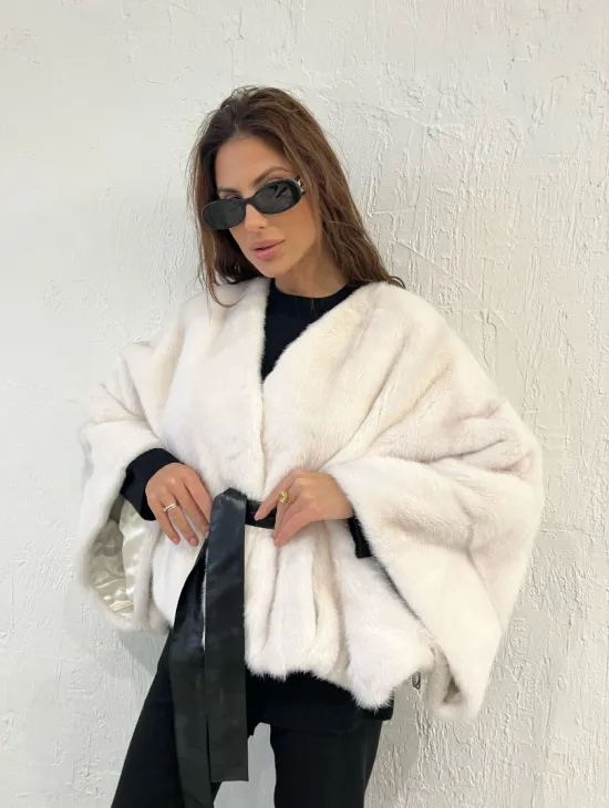 Белое болеро (жакет) из меха норки - фото 0