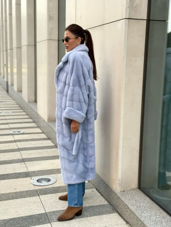 Голубая шуба из плюшевой норки, английский воротник - фото 4