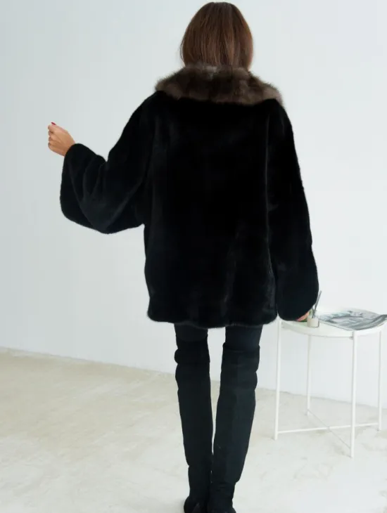 Норковая шуба Blackglama, английский воротник из меха куницы - фото 2