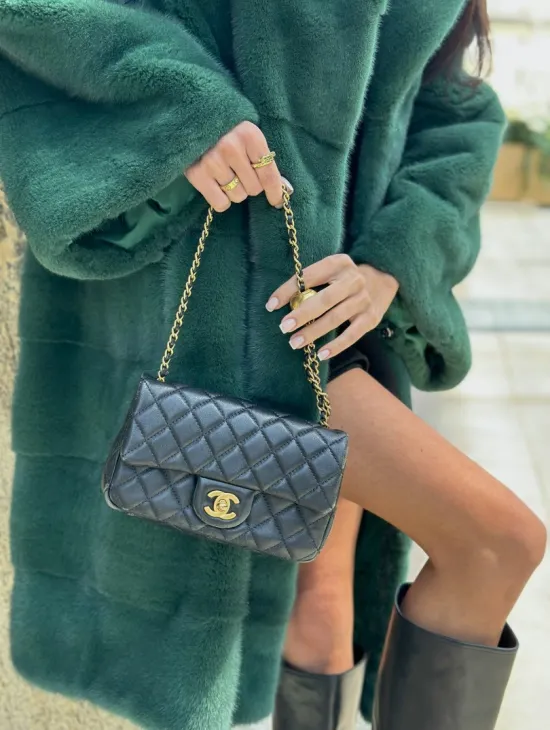 Зеленая шуба мех NAFA английский воротник - фото 1