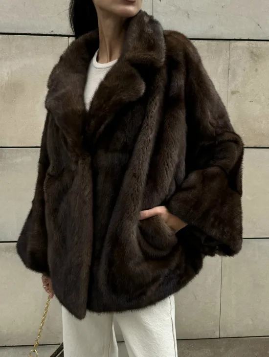 Короткая норковая шуба английский воротник роспуск - фото 1